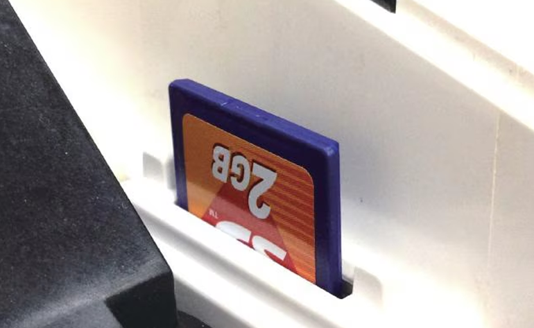 SDカードでデータ管理