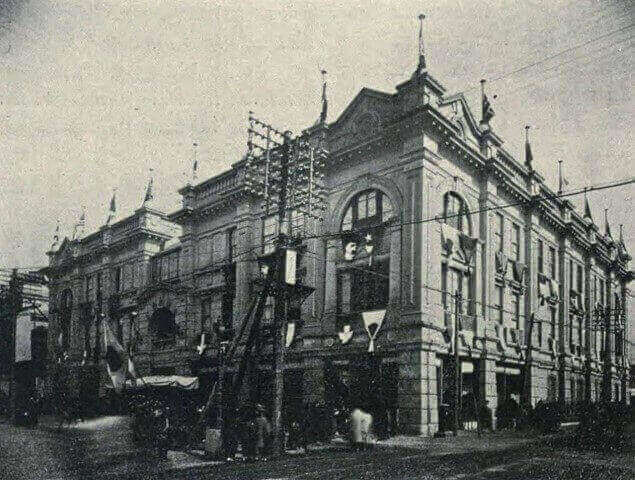 明治時代の三越百貨店